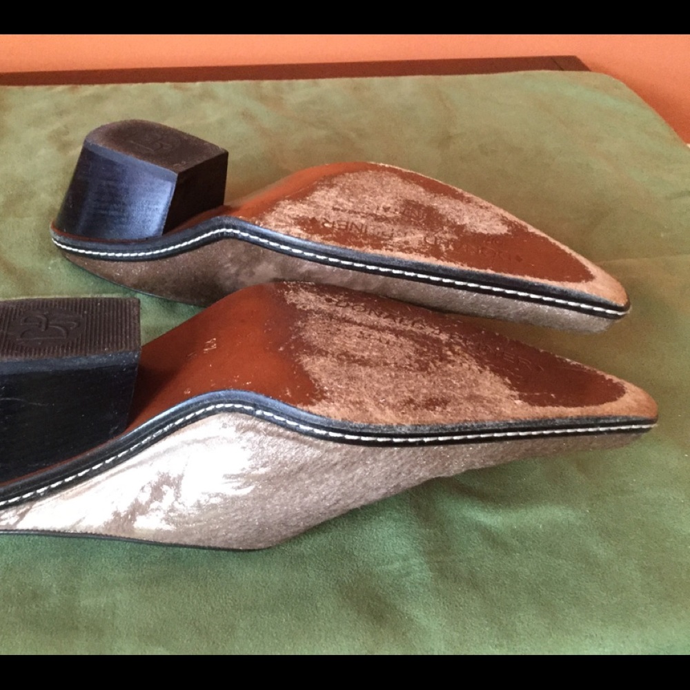 Mules - Picture 6 of 6